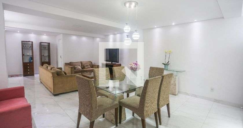 Casa para Aluguel - Jardim Éster Yolanda, 3 Quartos,  220 m² - São Paulo
