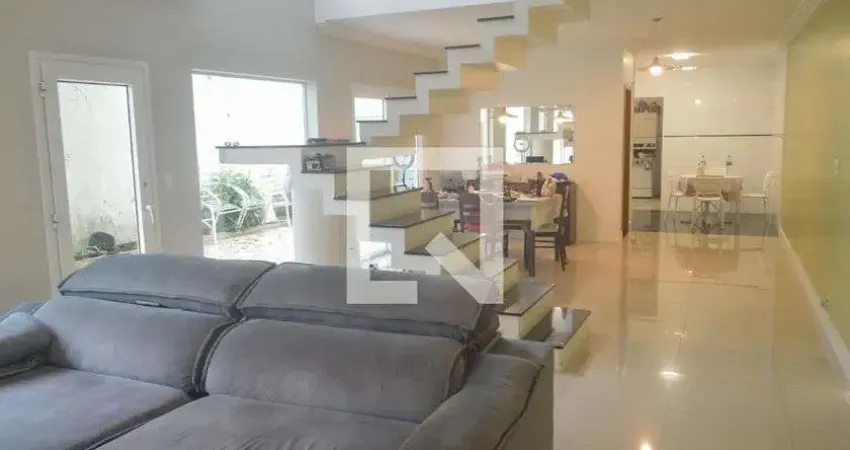 Casa para Aluguel - Vila Carrão, 3 Quartos,  470 m² - São Paulo