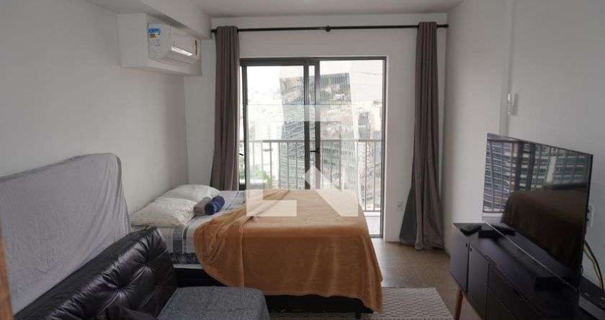 Kitnet / Stúdio para Aluguel - Pinheiros, 1 Quarto,  30 m² - São Paulo