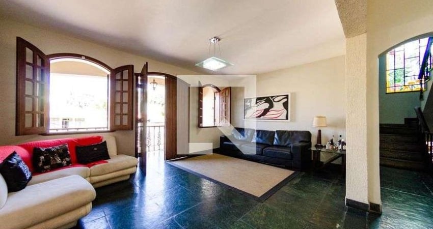 Casa para Aluguel - São Bento, 6 Quartos,  352 m² - Belo Horizonte