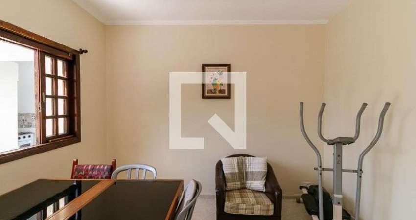 Casa para Aluguel - Cangaíba, 2 Quartos,  300 m² - São Paulo