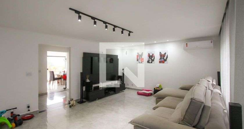 Casa para Aluguel - Sapopemba, 3 Quartos,  400 m² - São Paulo