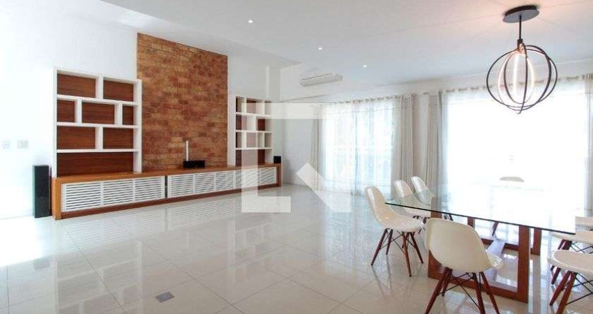 Cobertura para Aluguel - Jardim Oceânico, 3 Quartos,  400 m² - Rio de Janeiro