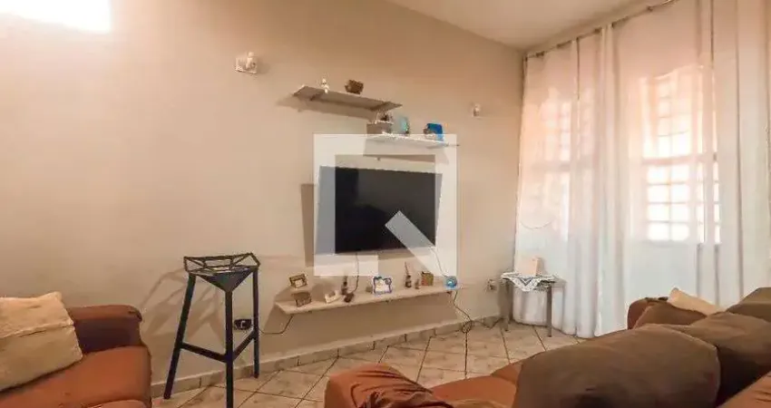 Casa para Aluguel - Vila Nova Bonsucesson, 2 Quartos,  200 m² - Guarulhos