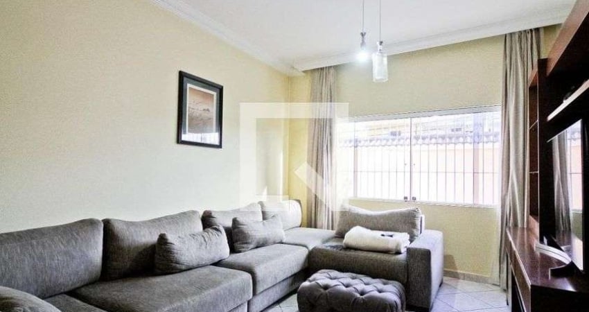 Casa para Aluguel - Jardim Marisa, 5 Quartos,  350 m² - São Paulo
