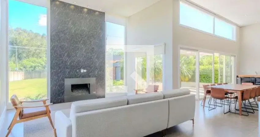 Casa / Sobrado em Condomínio para Aluguel - Vila Nova, 3 Quartos,  250 m² - Porto Alegre