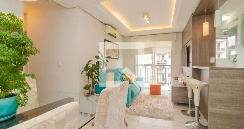 Apartamento para Aluguel - Camaquã, 3 Quartos,  68 m² - Porto Alegre