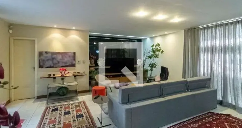 Casa para Aluguel - Ouro Preto, 6 Quartos,  350 m² - Belo Horizonte