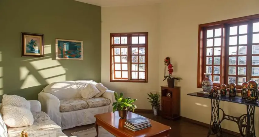 Casa para Aluguel - Vila Carrão, 4 Quartos,  600 m² - São Paulo