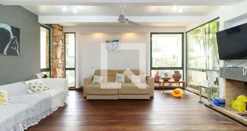Casa para Aluguel - Santo Amaro , 3 Quartos,  450 m² - São Paulo