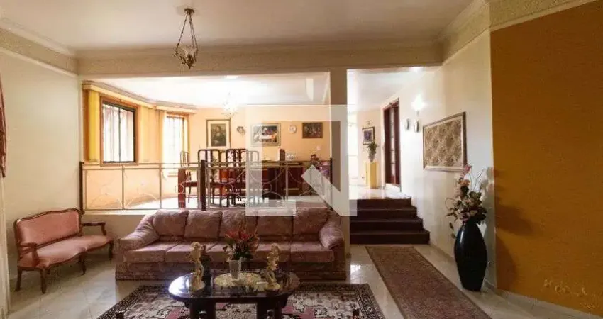 Casa para Aluguel - Gramado, 4 Quartos,  500 m² - Campinas
