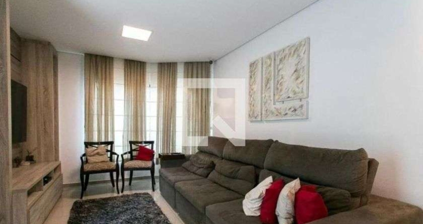 Casa para Aluguel - Vila Carrão, 4 Quartos,  320 m² - São Paulo