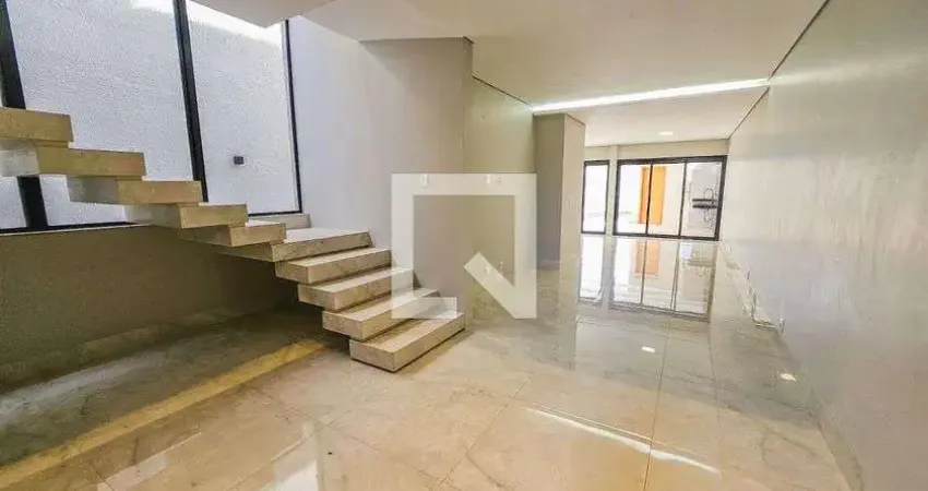 Casa para Aluguel - Setor Faicalville, 3 Quartos,  280 m² - Goiânia