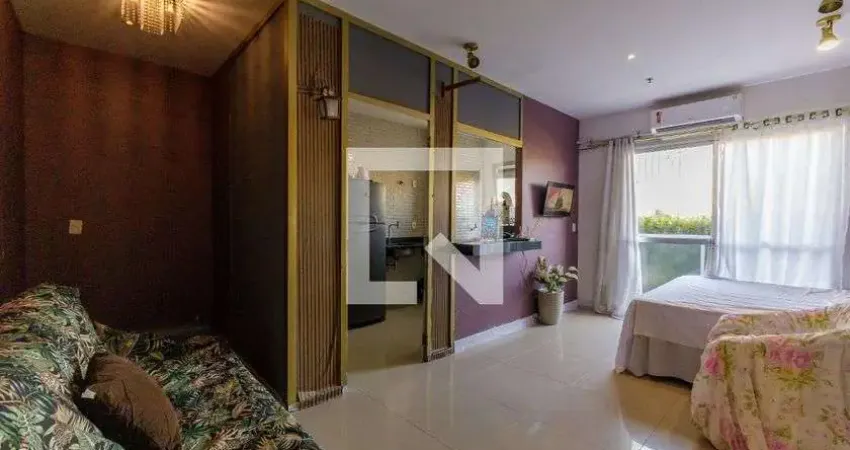 Apartamento para Aluguel - Barra da Tijuca, 2 Quartos,  70 m² - Rio de Janeiro