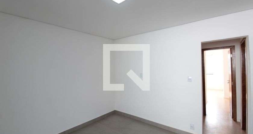 Casa para Aluguel - Serrano, 3 Quartos,  110 m² - Belo Horizonte