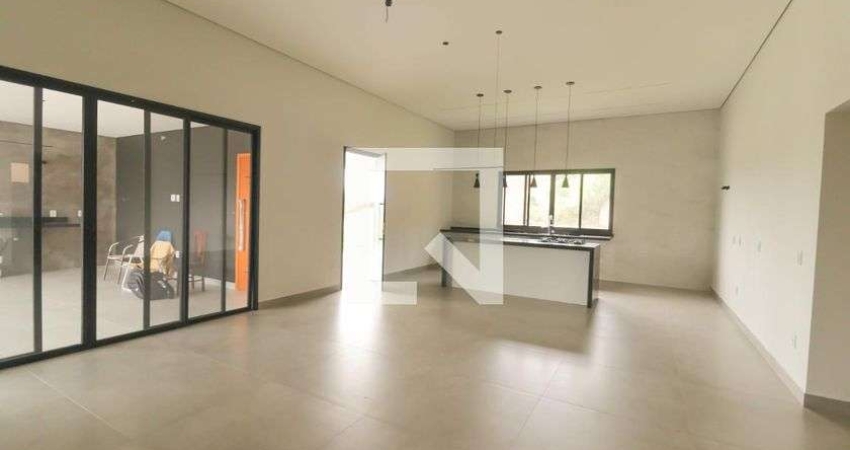 Casa / Sobrado em Condomínio para Aluguel - Ivoturucaia, 3 Quartos,  1114 m² - Jundiaí