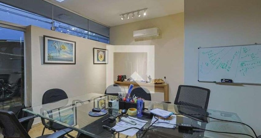 Casa para Aluguel - Santo Antônio, 8 Quartos,  440 m² - Belo Horizonte