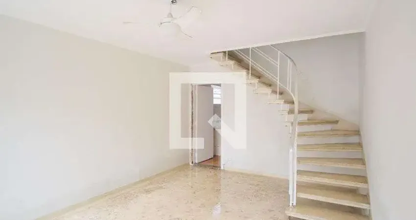 Casa para Aluguel - Pari, 2 Quartos,  157 m² - São Paulo