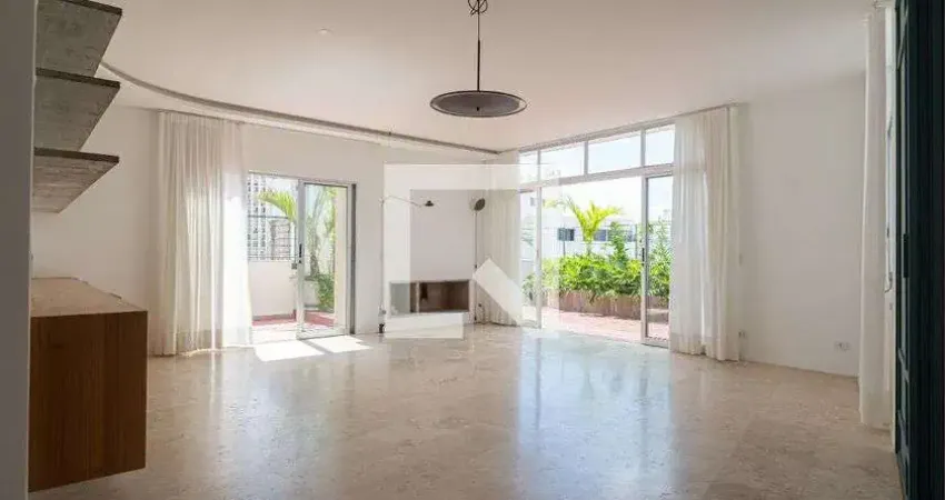 Apartamento para Aluguel - Bela Vista, 2 Quartos,  300 m² - São Paulo