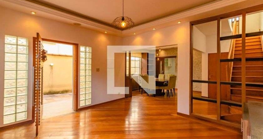 Casa para Aluguel - Planalto Paulista, 3 Quartos,  300 m² - São Paulo