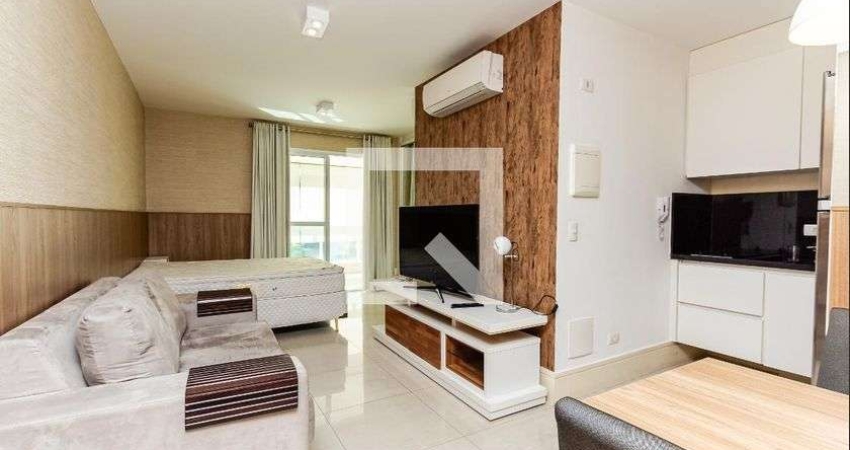 Kitnet / Stúdio para Aluguel - Vila Olímpia, 1 Quarto,  38 m² - São Paulo