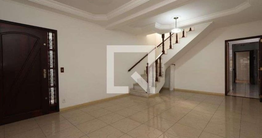 Casa para Aluguel - Parque Residencial Oratório, 4 Quartos,  240 m² - São Paulo