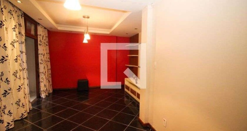 Casa para Aluguel - Partenon, 5 Quartos,  200 m² - Porto Alegre