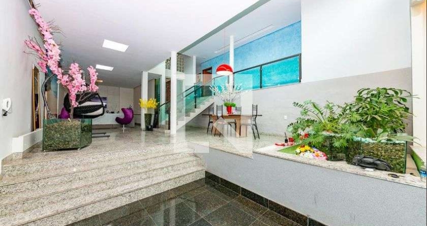 Casa para Aluguel - Buritis, 3 Quartos,  470 m² - Belo Horizonte