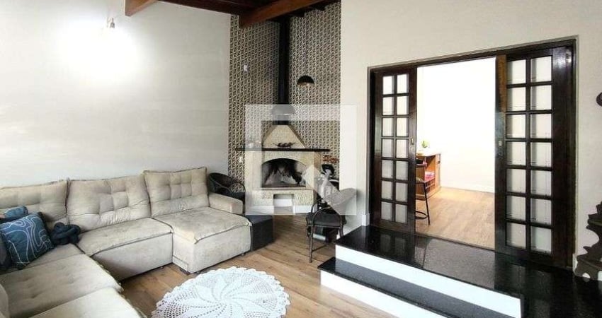Casa para Aluguel - Medeiros, 3 Quartos,  250 m² - Jundiaí