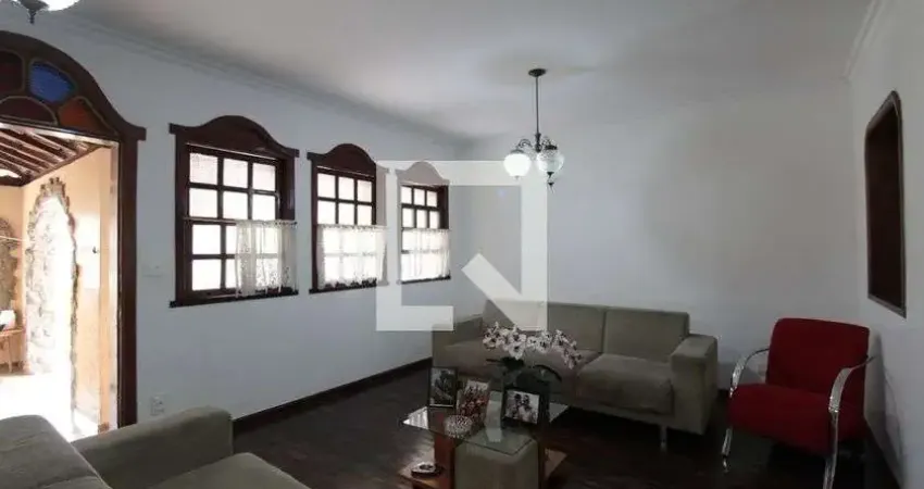 Casa para Aluguel - Castelo, 4 Quartos,  326 m² - Belo Horizonte