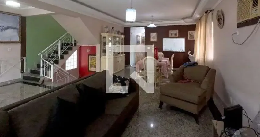 Casa para Aluguel - Aparecida, 4 Quartos,  290 m² - Santos
