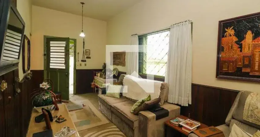 Casa para Aluguel - Menino Deus, 4 Quartos,  130 m² - Porto Alegre