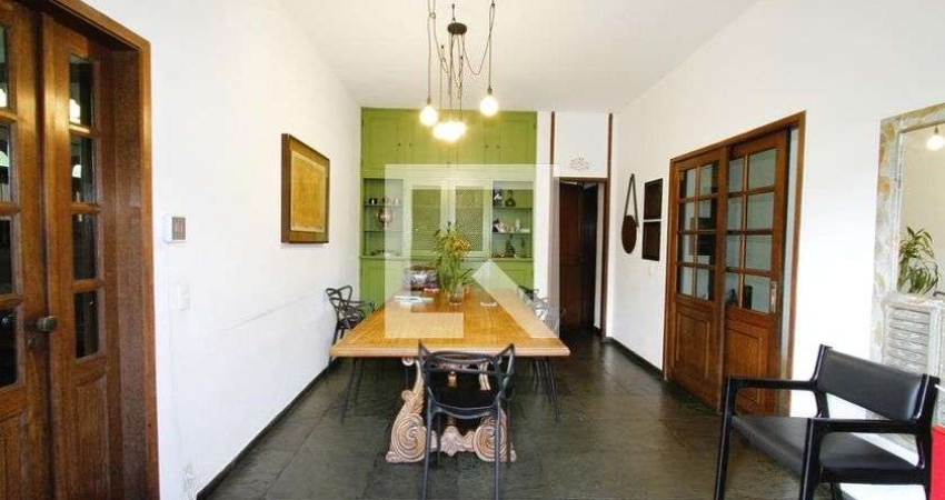 Casa para Aluguel - Santa Lúcia, 7 Quartos,  381 m² - Belo Horizonte
