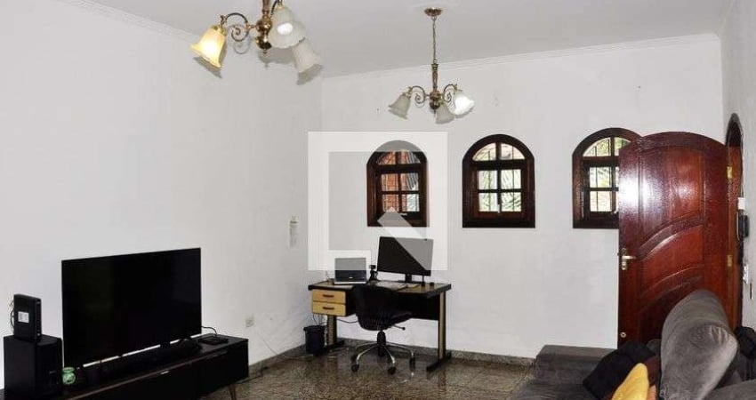 Casa para Aluguel - Vila Zulmira, 2 Quartos,  250 m² - São Paulo