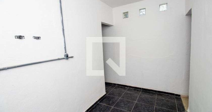 Casa / Sobrado em Condomínio para Aluguel - Freguesia , 1 Quarto,  30 m² - Rio de Janeiro