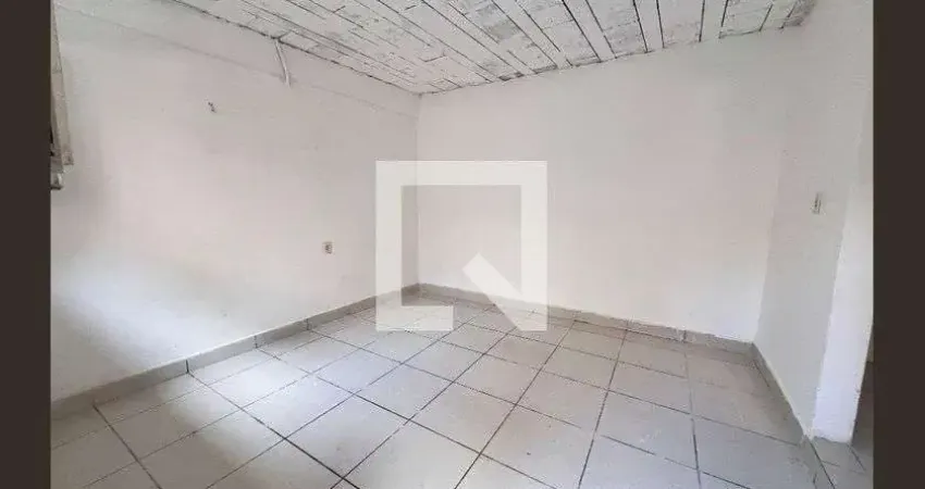 Casa / Sobrado em Condomínio para Aluguel - Taquara, 1 Quarto,  20 m² - Rio de Janeiro