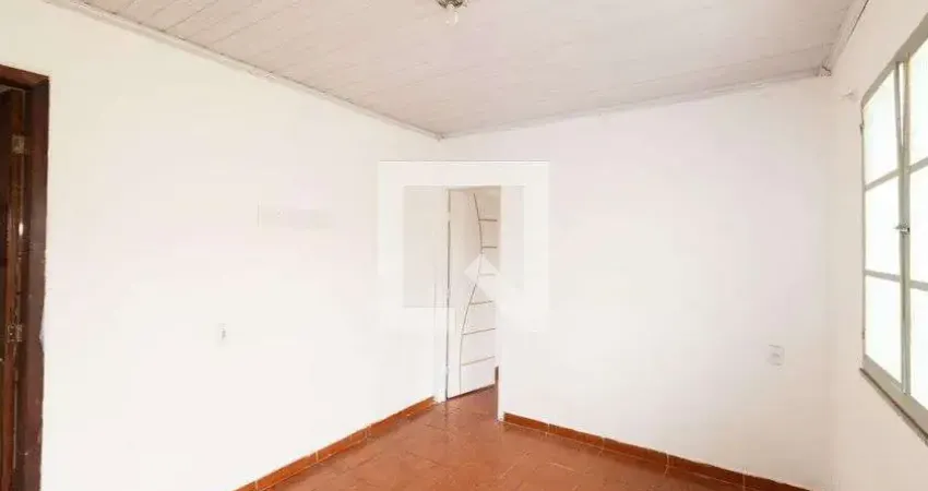 Casa para Aluguel - Campo Grande, 1 Quarto,  45 m² - Rio de Janeiro