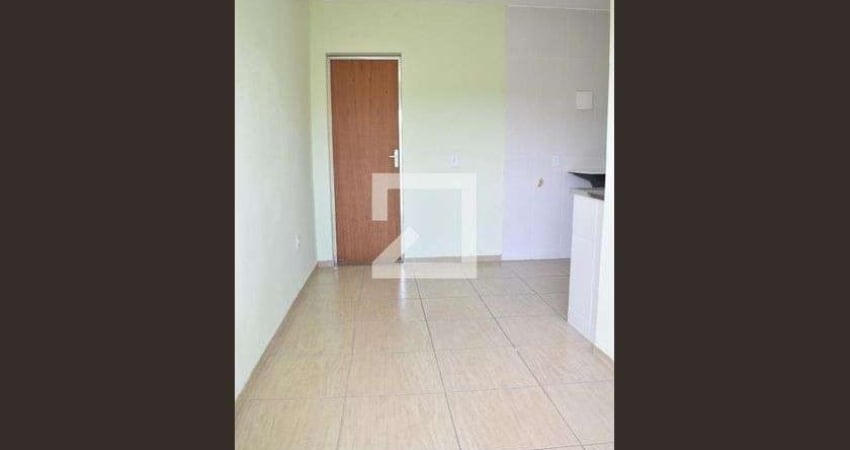 Casa para Aluguel - Campo Grande, 1 Quarto,  30 m² - Rio de Janeiro