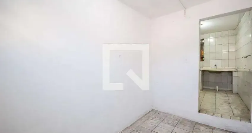 Casa para Aluguel - Novo Osasco, 1 Quarto,  30 m² - Osasco