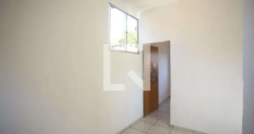 Casa para Aluguel - Salgado Filho, 2 Quartos,  30 m² - Belo Horizonte