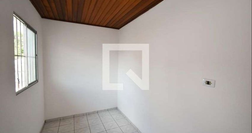 Casa para Aluguel - Vila Maria , 1 Quarto,  20 m² - São Paulo