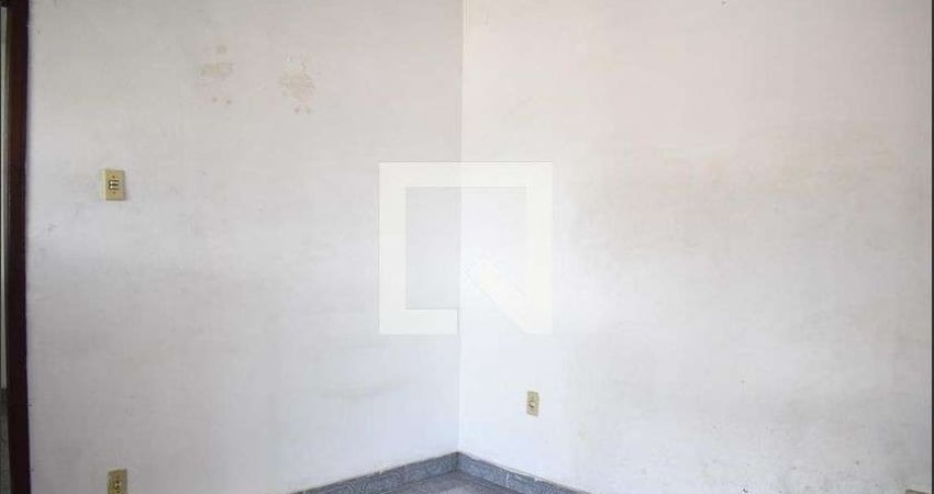 Casa para Aluguel - Campo Grande, 1 Quarto,  48 m² - Rio de Janeiro