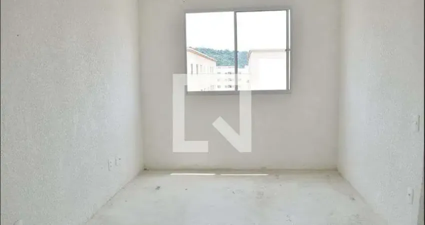 Apartamento para Aluguel - Guaratiba, 2 Quartos,  32 m² - Rio de Janeiro