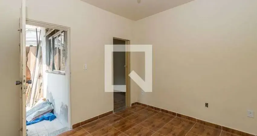 Casa para Aluguel - Cordovil, 2 Quartos,  18 m² - Rio de Janeiro