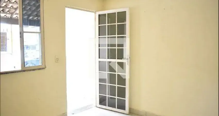 Casa para Aluguel - Campo Grande, 1 Quarto,  48 m² - Rio de Janeiro