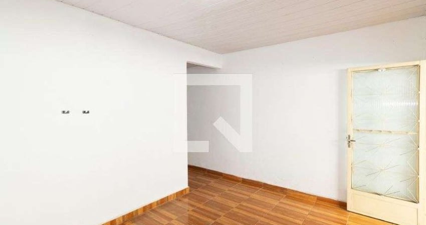 Casa para Aluguel - Campo Grande, 1 Quarto,  42 m² - Rio de Janeiro