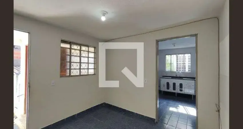 Casa para Aluguel - Jardim Nazareth, 2 Quartos,  50 m² - São Paulo