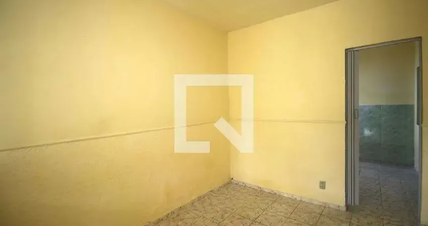 Casa para Aluguel - Cordovil, 2 Quartos,  52 m² - Rio de Janeiro