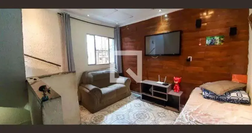 Casa para Aluguel - Bandeiras, 2 Quartos,  54 m² - Osasco