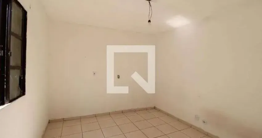 Casa para Aluguel - Ermelino Matarazzo, 1 Quarto,  32 m² - São Paulo